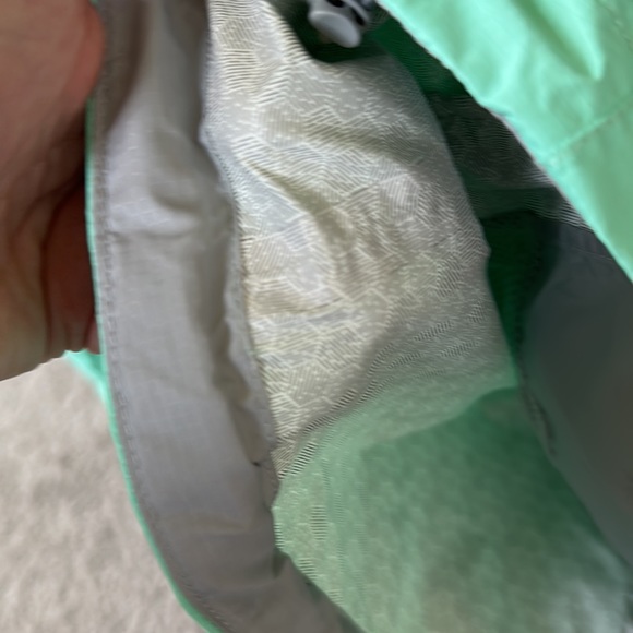 The North Face 💚 Jacket - Picture 11 of 16